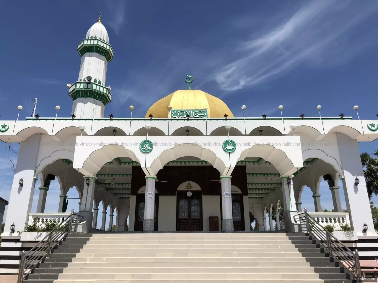 A Mosque in An Phú District, An Giang Province - Vinalib Stock Pictures