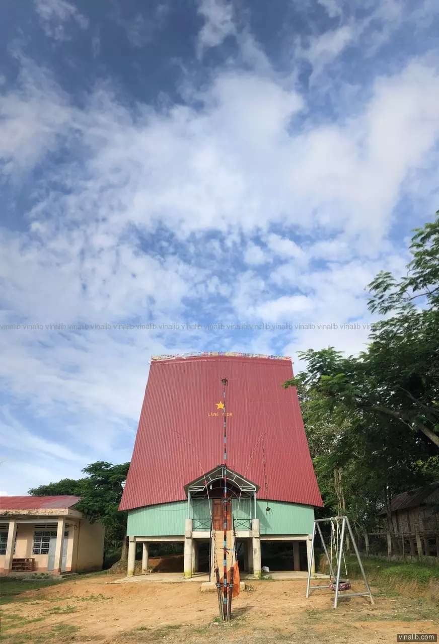 A communal house, Chu Pah district - Vinalib Stock Pictures