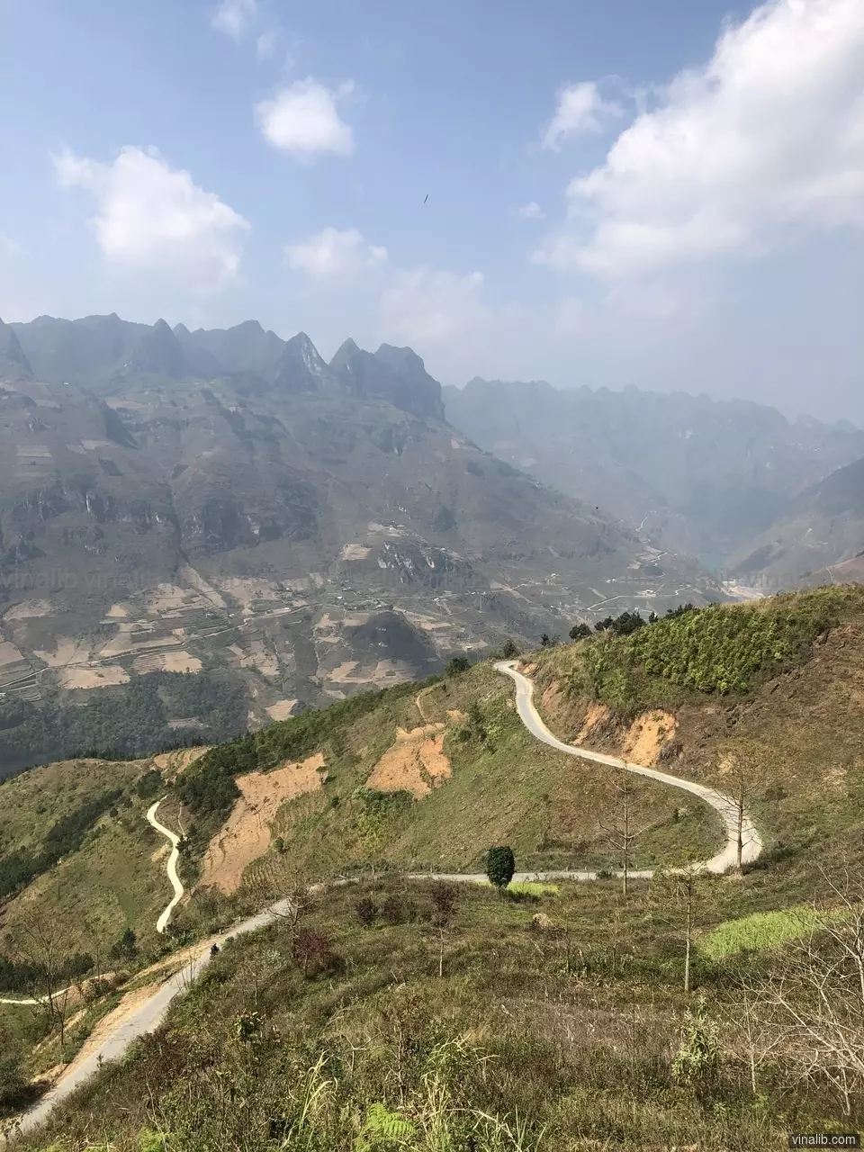 Down to earth, Xin Cai, Meo Vac district - Vinalib Stock Pictures