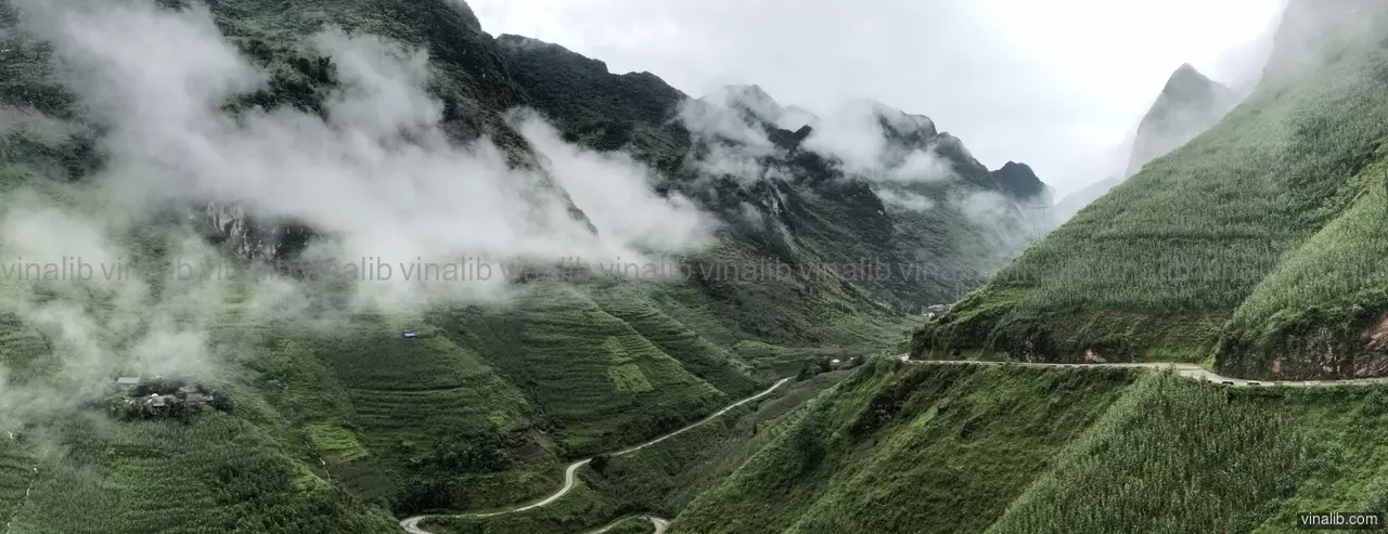 Ma Pi Leng panorama, Meo Vac side - Vinalib Stock Pictures