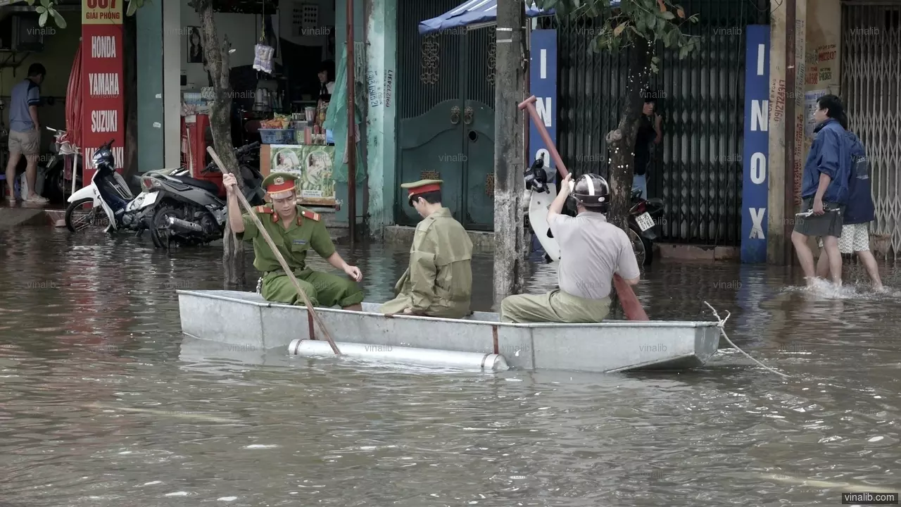 Floods in Hanoi, 2008 - Vinalib Stock Pictures