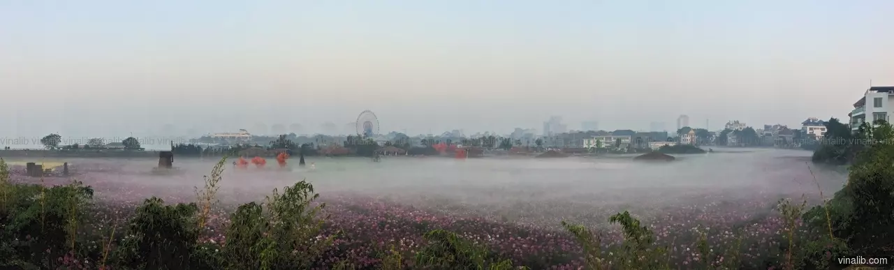 My Hanoi, 06:30am (panorama) - Vinalib Stock Pictures