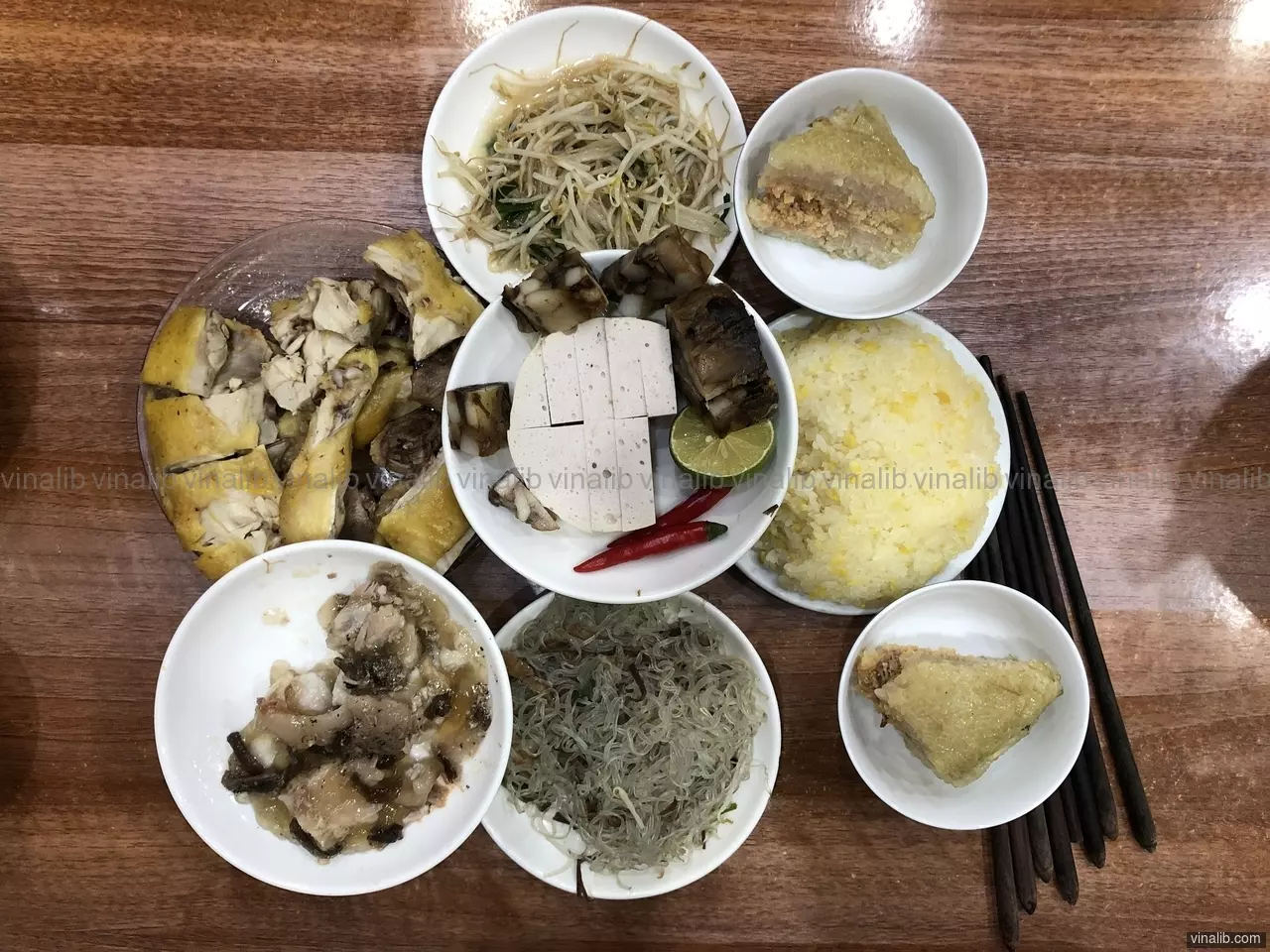Typical Vietnamese food, served for Tết - Vinalib Stock Pictures