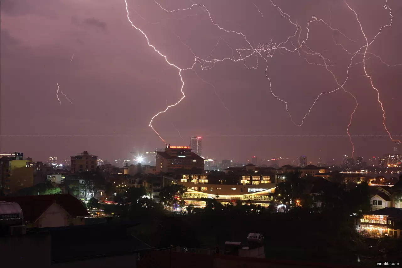 Lightning Strike, 30/05/2020 - Vinalib Stock Pictures