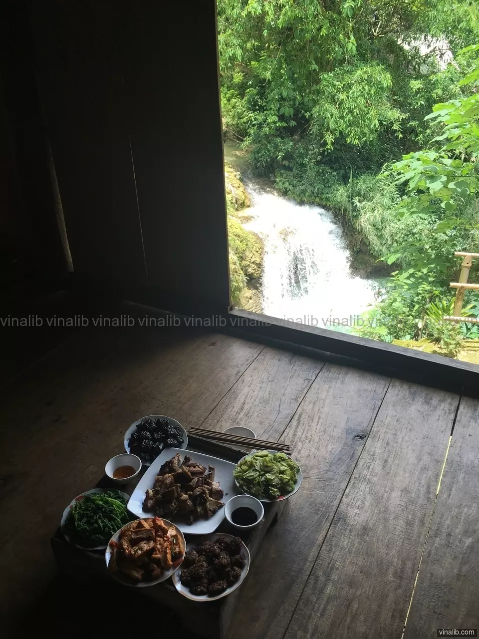 Food waiting for guests at a homestay in Hoa Binh province, Vietnam - Vinalib Stock Pictures
