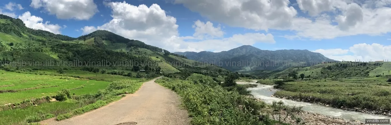 A remote valley, Kon Tum province - Vinalib Stock Pictures
