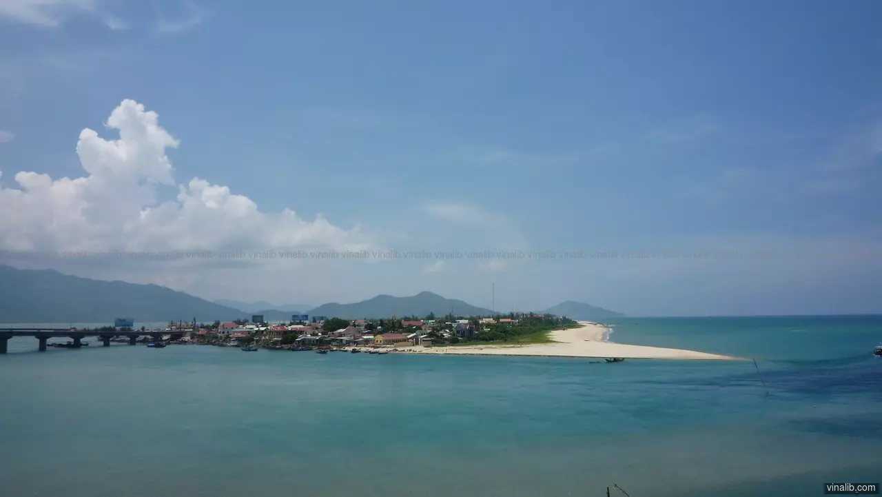 Lang Co beach, Thua-Thien Hue, August 2009 - Vinalib Stock Pictures